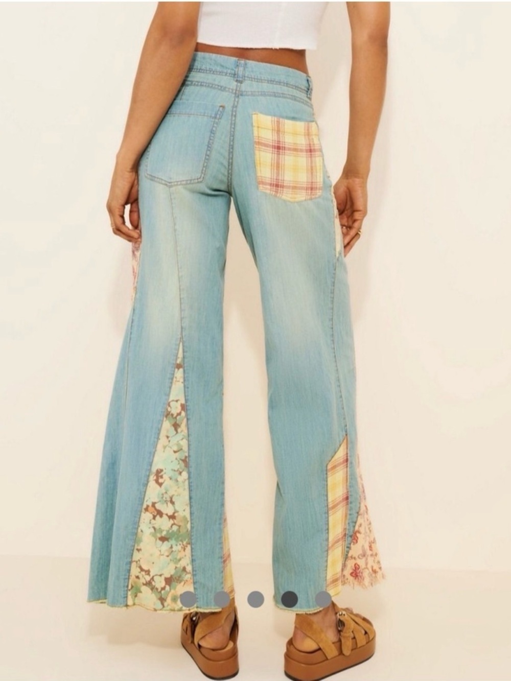 Anthropologie Pilcro Adi Mid-Rise Relaxed Flare Patchwork Jean Size 29 - Picture 3 of 6